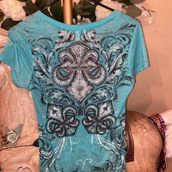 Tops - Large tee bling shirt